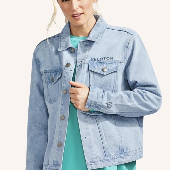 Peloton Denim Jacket Size L New With Tags - Picture 6 of 9